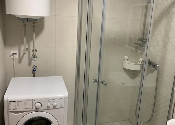 Apartman New With Parking Garage *